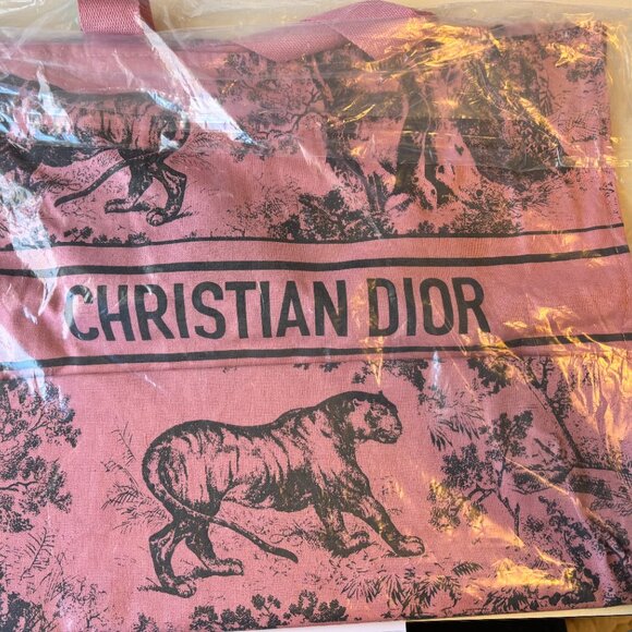 Christian Dior Pink Canvas Diorvera Bag NWOT - Picture 6 of 6